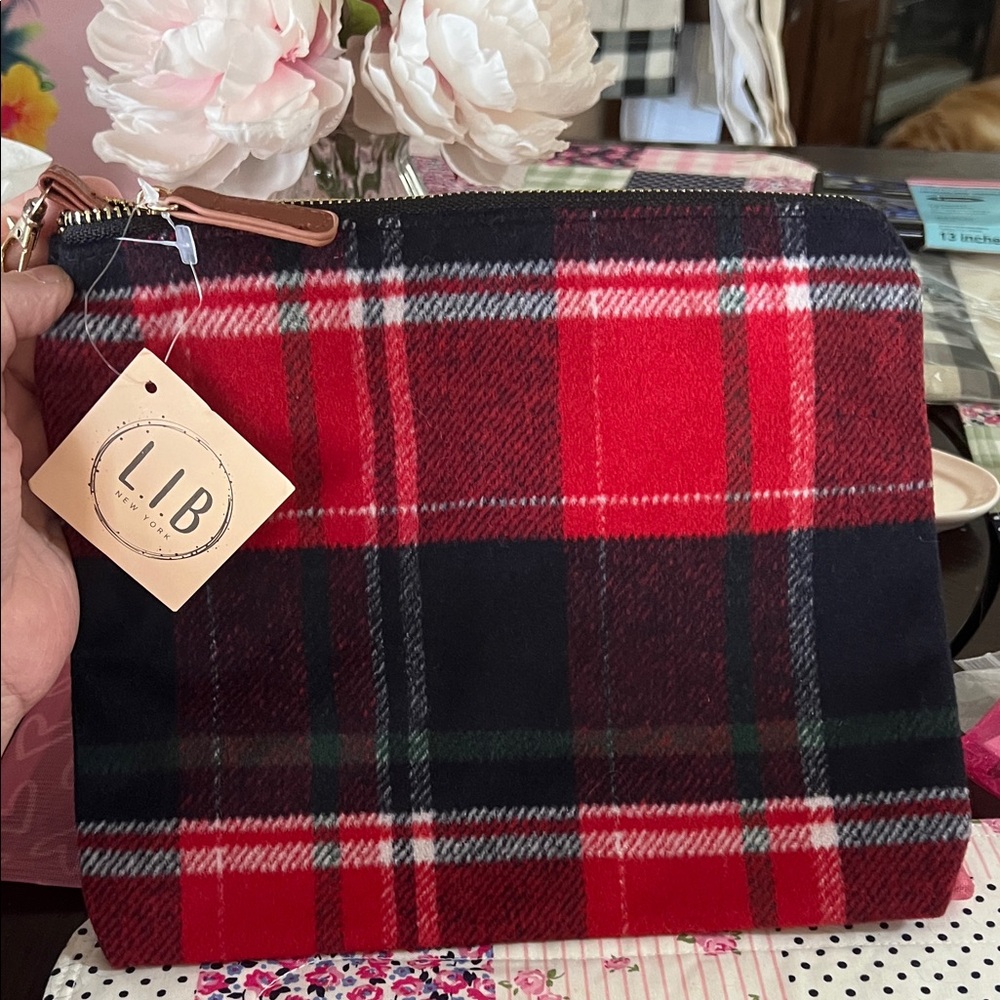 NEW LIB Plaid Zipper Pouch